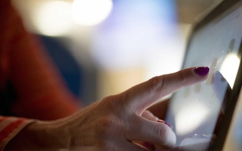 Tóm tắt: Media Multitasking Impact on Attention and Well-being — Karamoglu, 2025